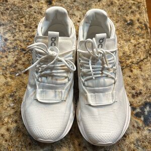 Oncloud Cloudnova Size 7 EUC